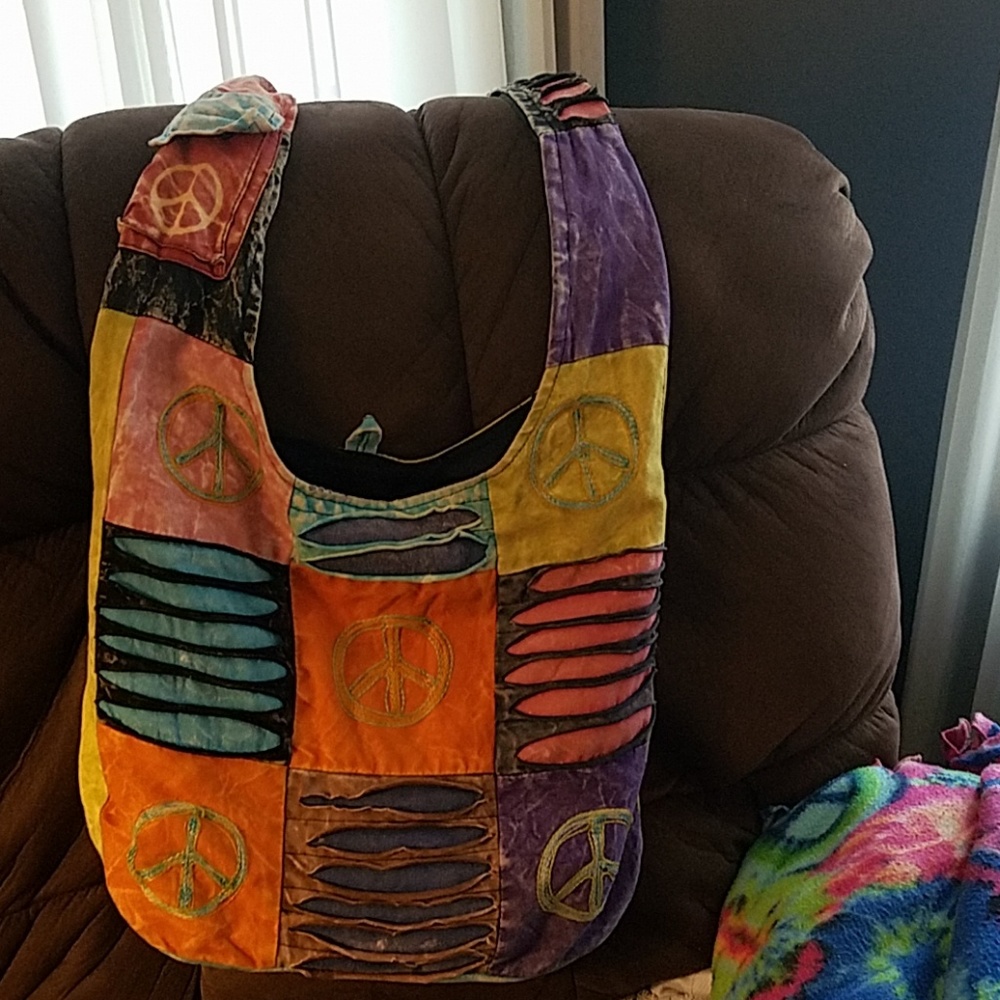 Vintage shoulder bag peace
